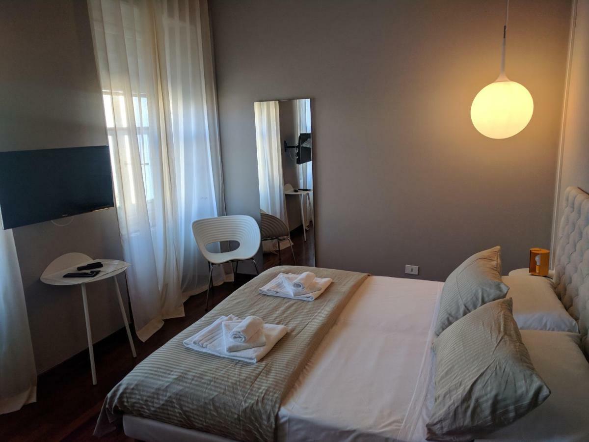 Pep'S Rooms By The Sea 的里雅斯特 外观 照片
