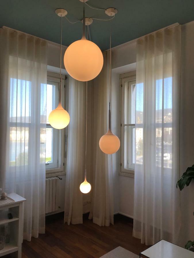 Pep'S Rooms By The Sea 的里雅斯特 外观 照片